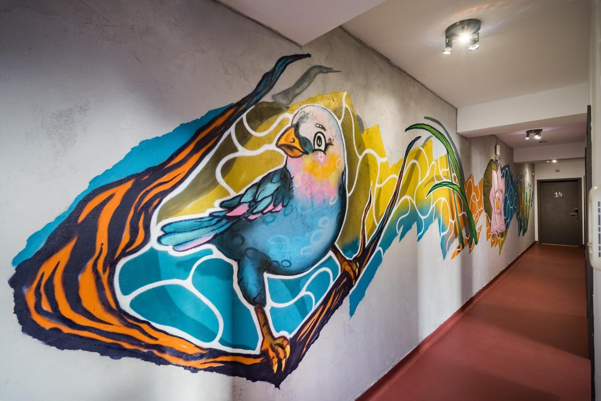 בוקרשט Graffiti Hotel מראה חיצוני תמונה