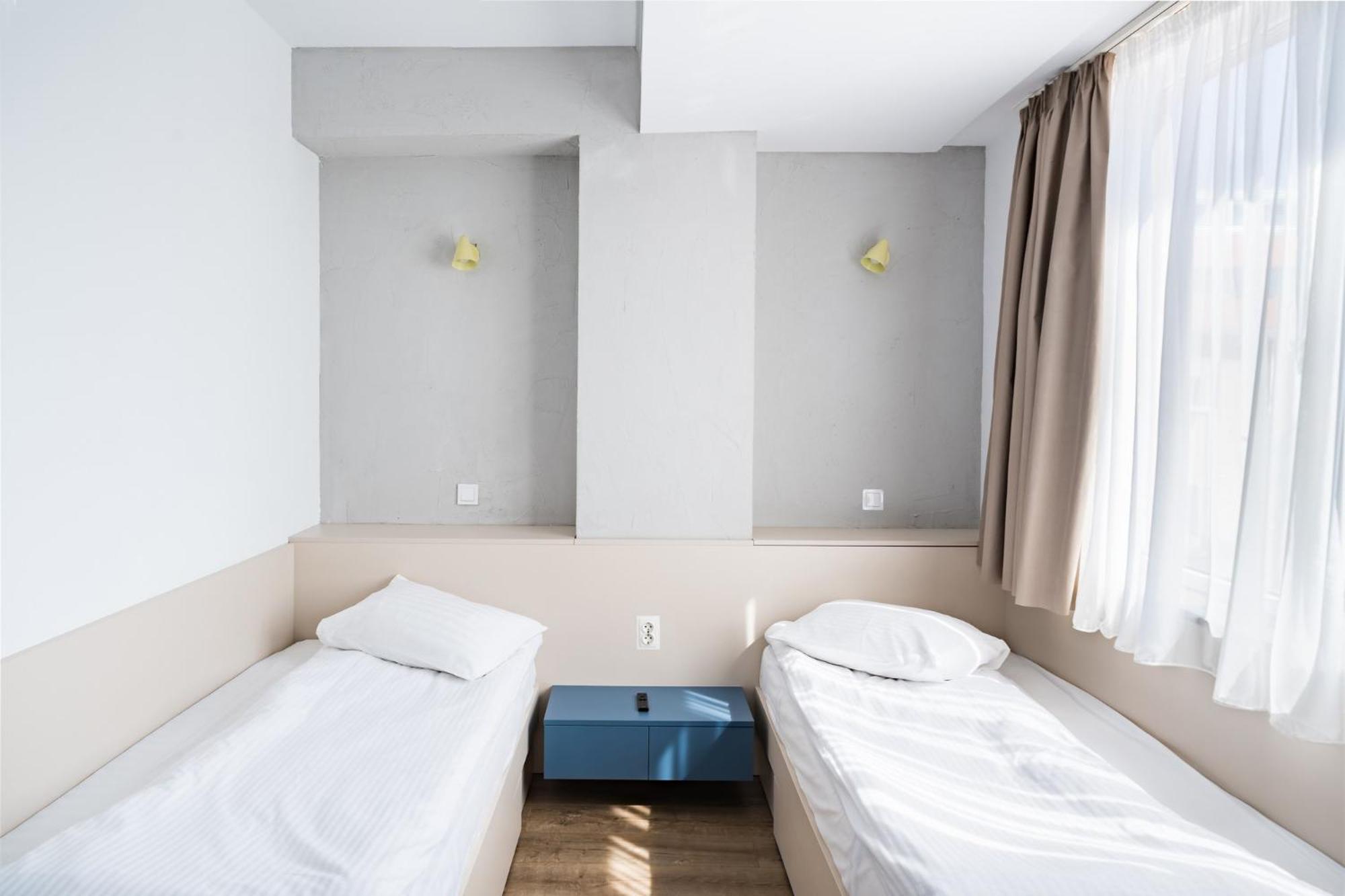 בוקרשט Graffiti Hotel מראה חיצוני תמונה
